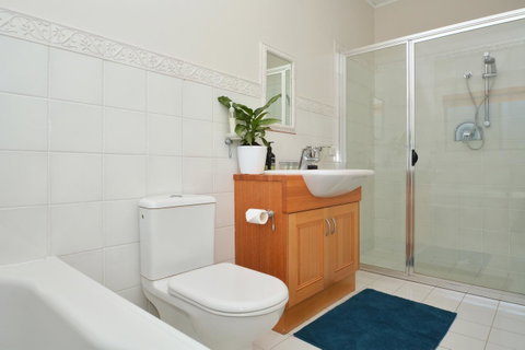 JE Guesthouse, Central To All The Hunter Valley Has To Offer - Australian Directory 22