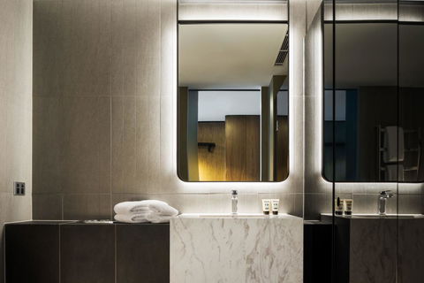 West Hotel Sydney, Curio Collection By Hilton - Australian Directory 8