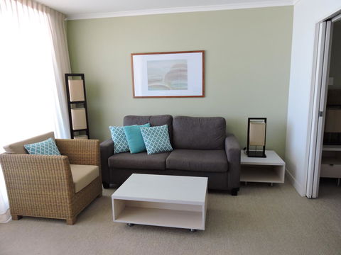 BASE Holidays - Ettalong Beach Premium Apartments - Australian Directory 17