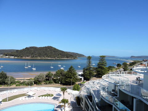 BASE Holidays - Ettalong Beach Premium Apartments - Australian Directory 19