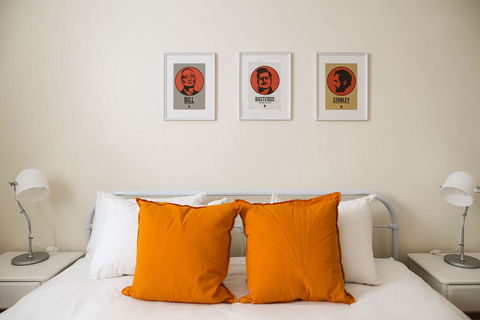 Morpeth Cottage - Australian Directory 18