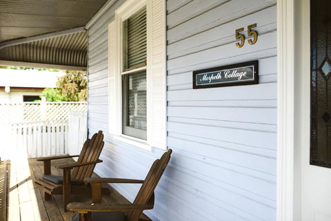Morpeth Cottage - Australian Directory 4