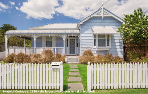 Morpeth Cottage - Australian Directory 36
