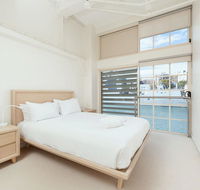 Waterfront Apartment on Sydney Harbour - Australian Directory