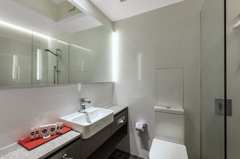 Novotel Sydney City Centre - Australian Directory 14