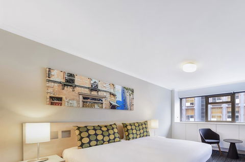 Novotel Sydney City Centre - Australian Directory 2