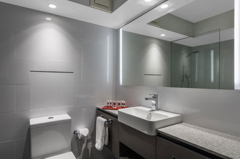 Novotel Sydney City Centre - Australian Directory 15