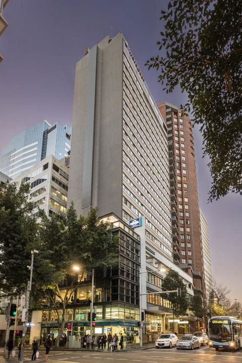 Novotel Sydney City Centre - Australian Directory 1