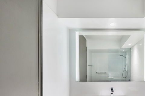Novotel Sydney City Centre - Australian Directory 9