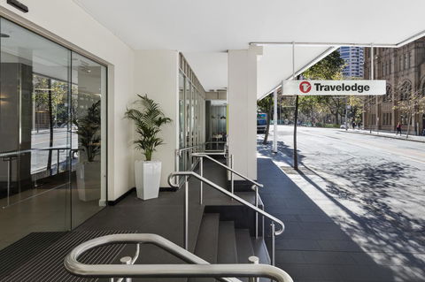 Novotel Sydney City Centre - Australian Directory 16