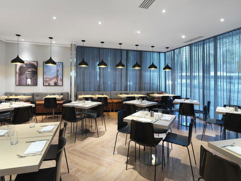 Novotel Sydney City Centre - Australian Directory 20