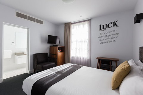 The Lucky Hotel - Australian Directory 24