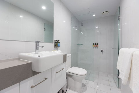 The Lucky Hotel - Australian Directory 5