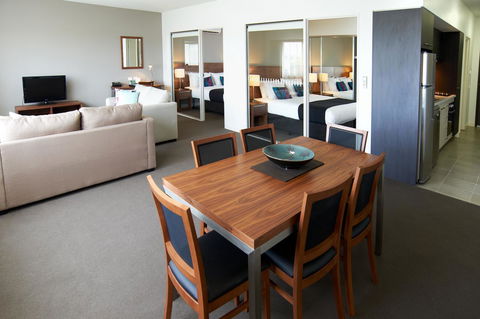 Quest Dubbo - Australian Directory 7