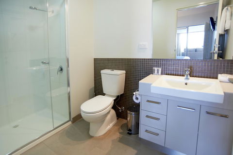 Quest Dubbo - Australian Directory 12