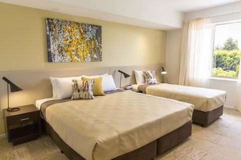 Lithgow Workies Club Motel - Australian Directory 11