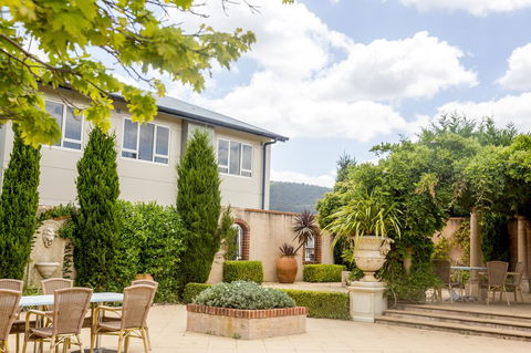 Lithgow Workies Club Motel - Australian Directory 9