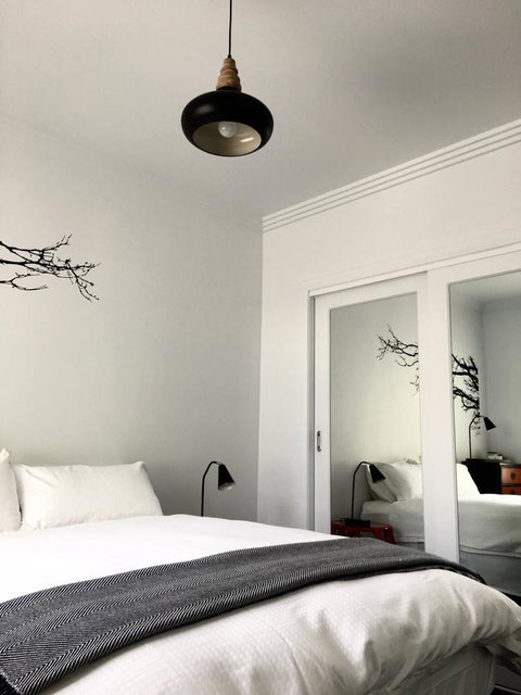 99 Hill Street Apartments - Australian Directory 2