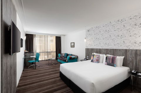 Rydges Sydney Central - Australian Directory 17