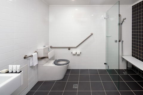 Rydges Sydney Central - Australian Directory 44