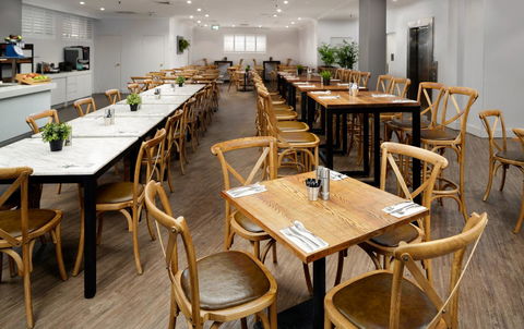 Rydges Sydney Central - Australian Directory 32