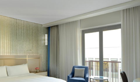 Radisson Blu Plaza Hotel Sydney - Australian Directory 12