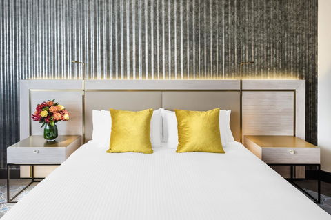 Radisson Blu Plaza Hotel Sydney - Australian Directory 43