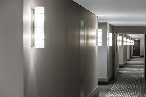Radisson Blu Plaza Hotel Sydney - Australian Directory 30