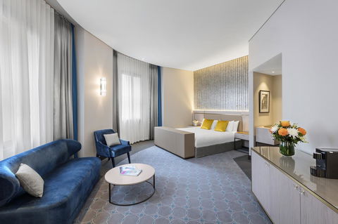 Radisson Blu Plaza Hotel Sydney - Australian Directory 25