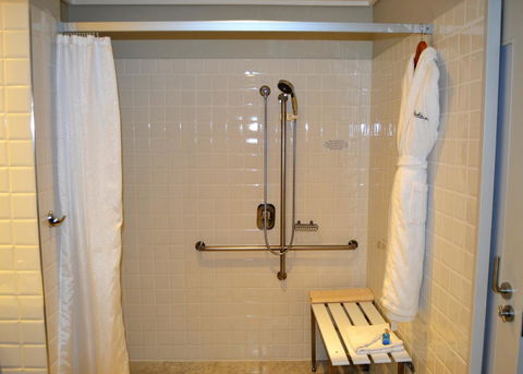 Radisson Blu Plaza Hotel Sydney - Australian Directory 34