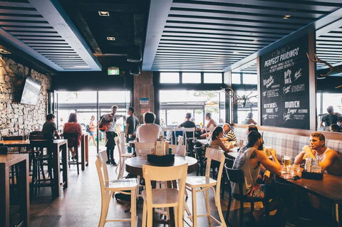 BONDI BEACH PRIME 1 Bedroom + Sunroom - Australian Directory 12