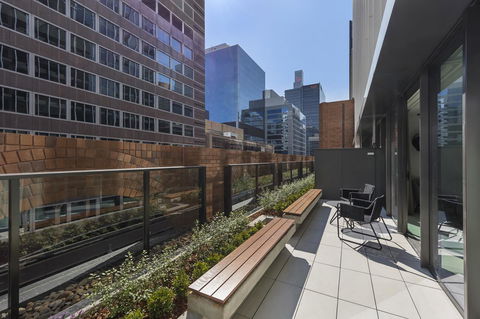 SKYE Suites Sydney - Australian Directory 18