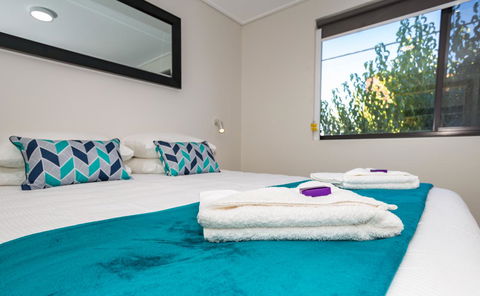 Hamilton On Beaumont - Australian Directory 41