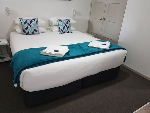 Hamilton On Beaumont - Australian Directory 2