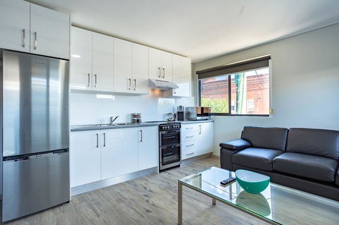 Hamilton On Beaumont - Australian Directory 38