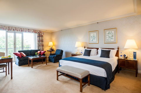 Sir Stamford Circular Quay - Australian Directory 23