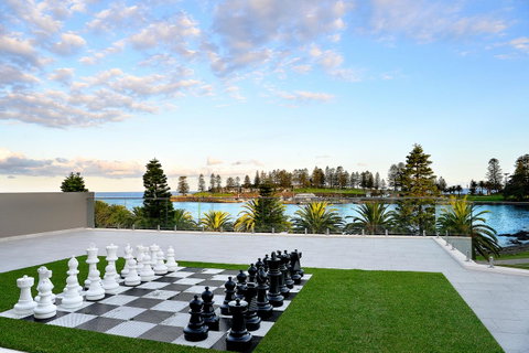 Belle Vue- Penthouse At Black Beach - Australian Directory 18