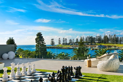Belle Vue- Penthouse At Black Beach - Australian Directory 0