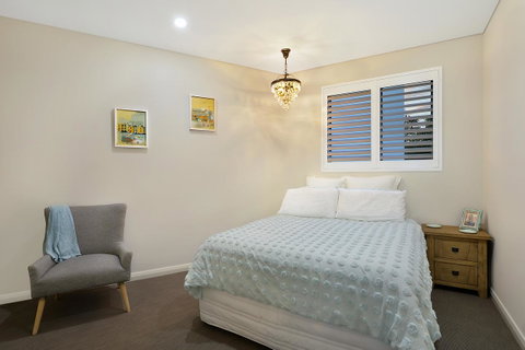 Belle Vue- Penthouse At Black Beach - Australian Directory 12