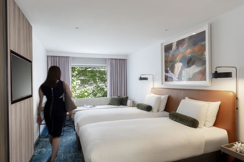 Novotel Sydney Darling Square - Australian Directory 18