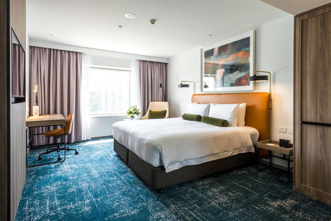 Novotel Sydney Darling Square - Australian Directory 36