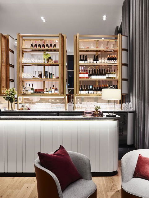 Novotel Sydney Darling Square - Australian Directory 40