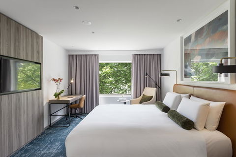 Novotel Sydney Darling Square - Australian Directory 17