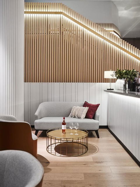 Novotel Sydney Darling Square - Australian Directory 39