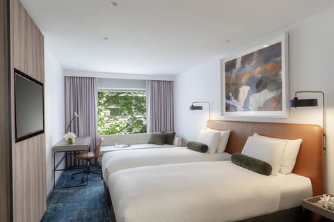 Novotel Sydney Darling Square - Australian Directory 16