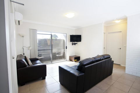Bluegum Apartments Newcastle - Australian Directory 6