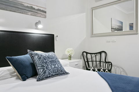 Airport Hotel Sydney - Australian Directory 15