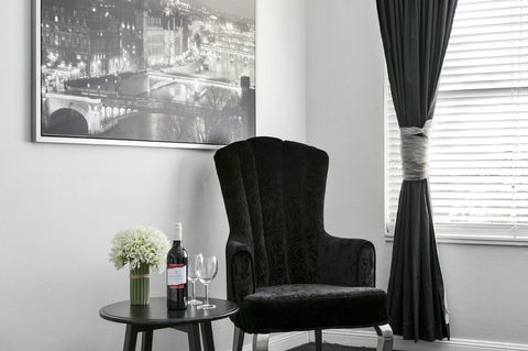 Airport Hotel Sydney - Australian Directory 7