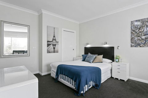Airport Hotel Sydney - Australian Directory 9