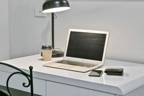 Airport Hotel Sydney - Australian Directory 16